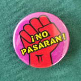 No Pasaran! Badge
