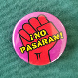 No Pasaran! Badge